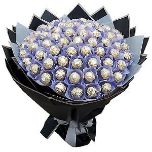 Black paper wrapped bouquets - Unique Floral Designs for Summer black-paper-011