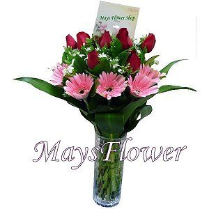 Flower Arrangement in Vase flower-in-vase-103