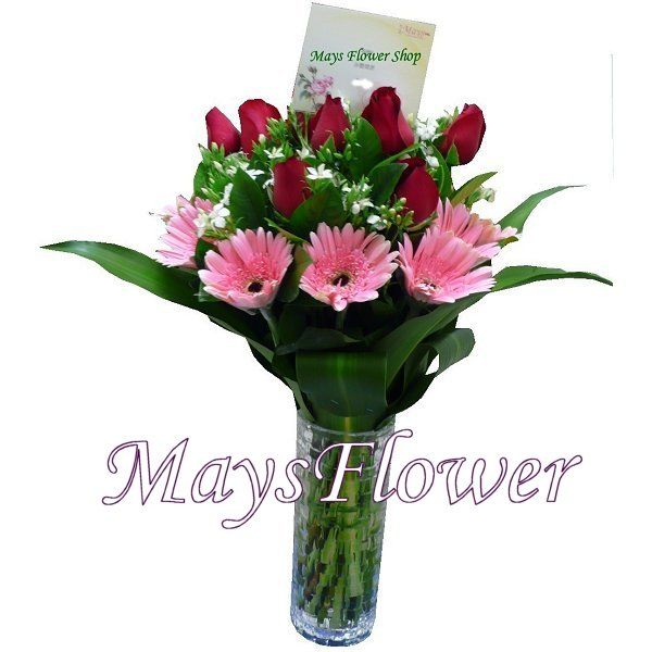 Flower Arrangement in Vase - flower-in-vase-103